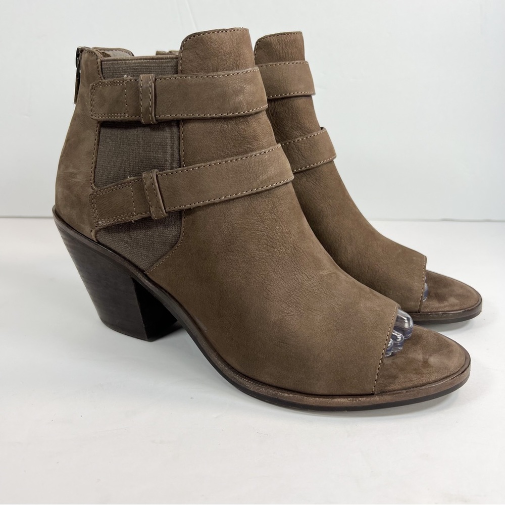 Eileen Fisher “List” Brown Leather Peep Toe Ankle Bootie Woman’s size 8.5